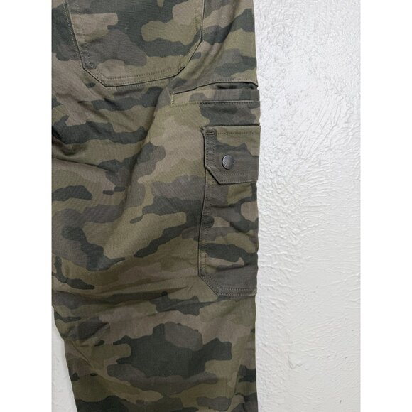 Duluth 6 Curvesetter (Actual 28x32) Brown/Green Camo Cargo Jeans 1% Stretch EUC - Picture 11 of 12